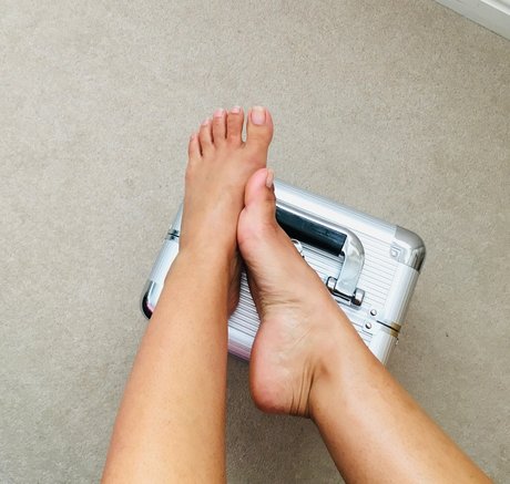 feetworthfollowing Nackt auf OnlyFans Leak