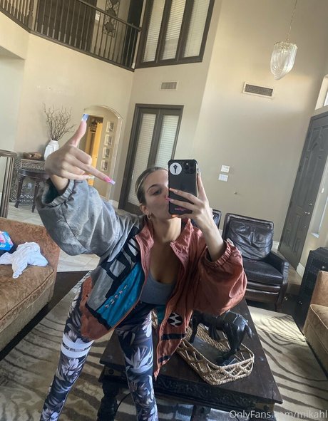 mikahl Bilder OnlyFans