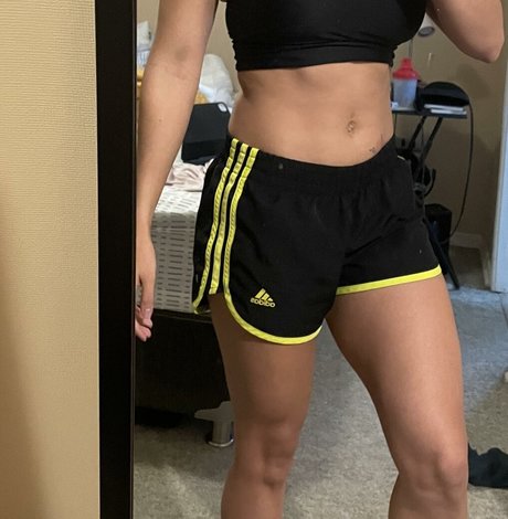 Sara Miller Nacktbilder von OnlyFans