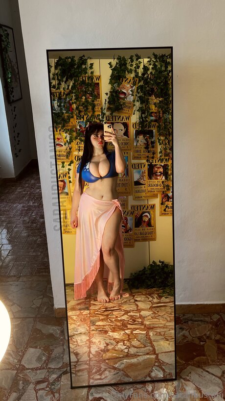 Sarahbustani OnlyFans Nacktfotos