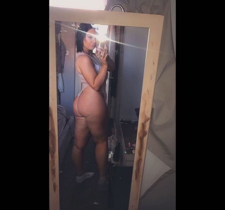 Ellise Clarke Gratis OnlyFans Inhalte