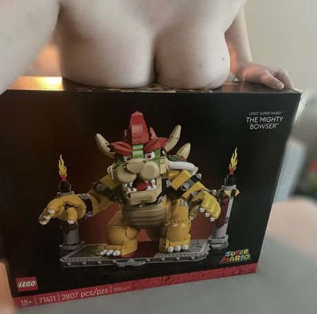 Curvy Nerd Penny OnlyFans Lesbisch