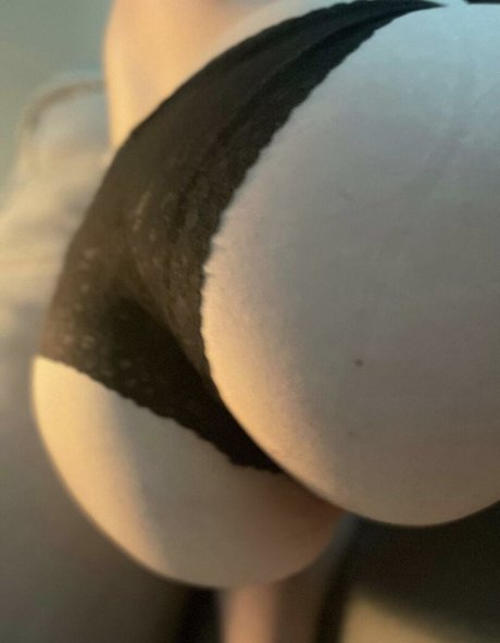 Curvy Nerd Penny OnlyFans Leak