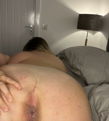 Clara Love Leak von OnlyFans-Inhalten