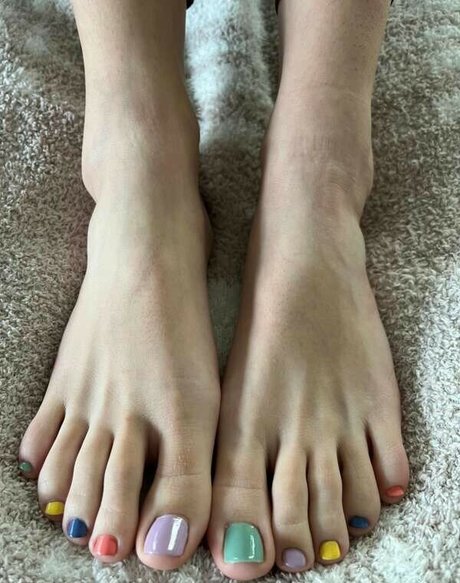 myposedtoes Nackt auf OnlyFans