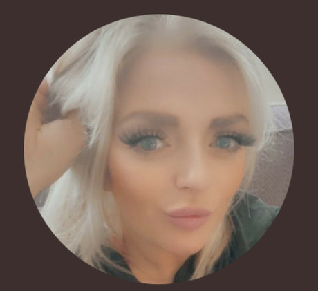 Slutforblack OnlyFans Model Bilder