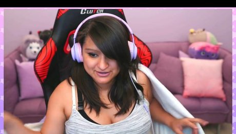 Aphmau Oben ohne OnlyFans