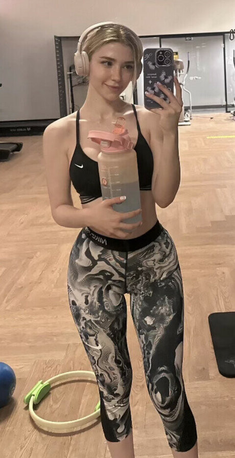 Snowmaiid Kostenloses OnlyFans