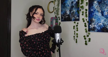 Quantum ASMR Nacktbilder von OnlyFans geleakt