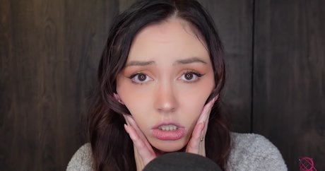 Quantum ASMR Nacktbilder OnlyFans