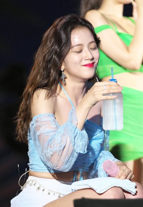 fingern spritzen onlyfans Kunst nackt Shot