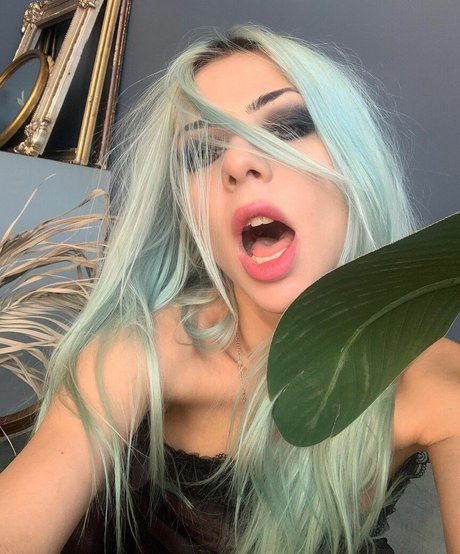 Ai Mori Neue geleakte OnlyFans-Inhalte