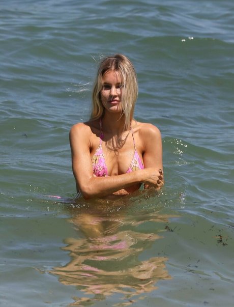 Joy Corrigan Leaks von Nacktbildern auf OnlyFans