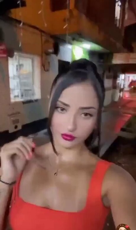 Angie Carmona OnlyFans Bilder