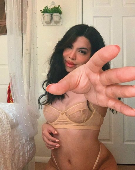 carolinebabiee Nacktbilder OnlyFans Geleakt