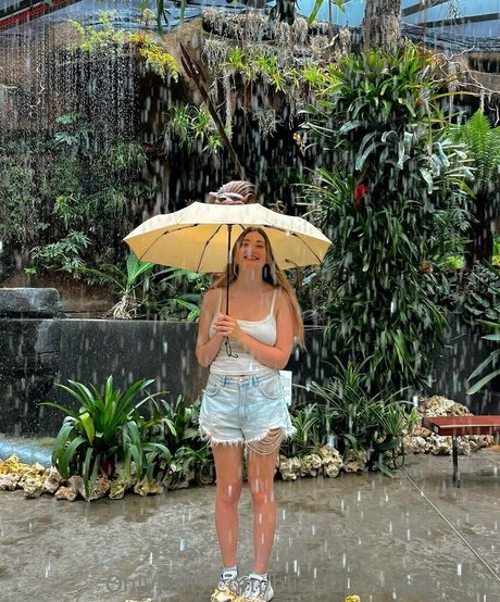 Blissful Whisper ASMR OnlyFans Sex