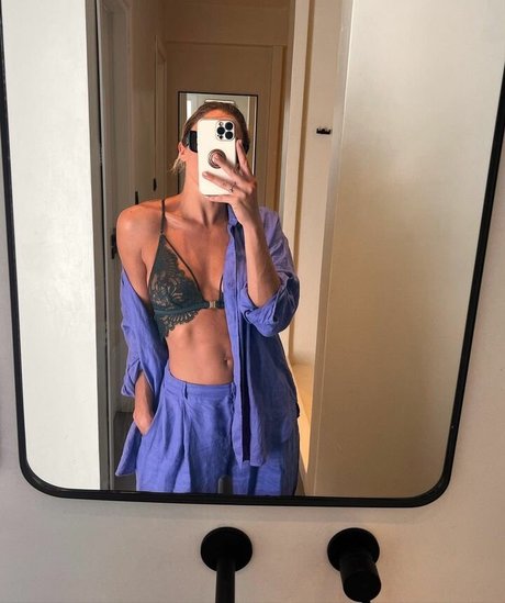 Carlotad26 OnlyFans Leak