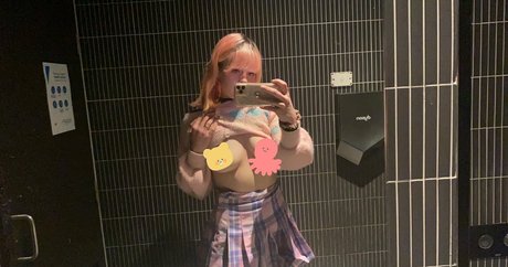 momocoloured OnlyFans Nacktbilder