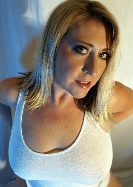 nitamarie1 OnlyFans-Leak