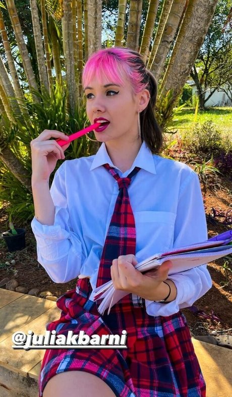 Juliakbarni OnlyFans Leaks Gratis