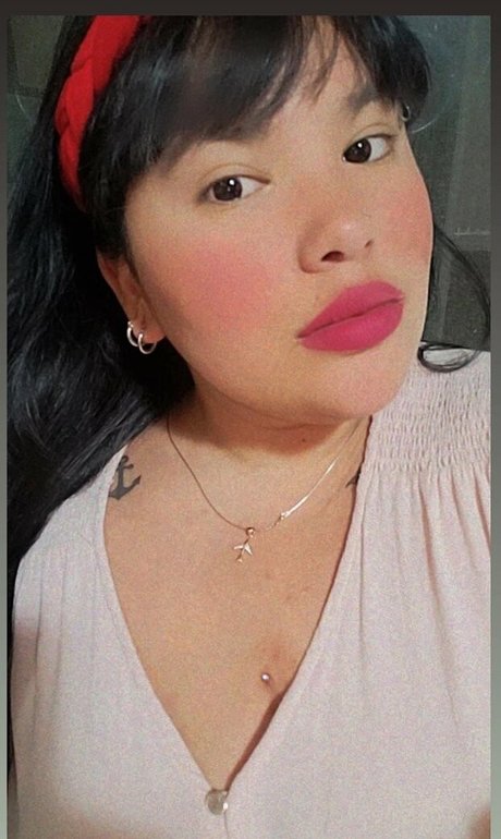 natyy bbw OnlyFans Strip