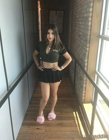 honduranbaddie OnlyFans Nacktfotos