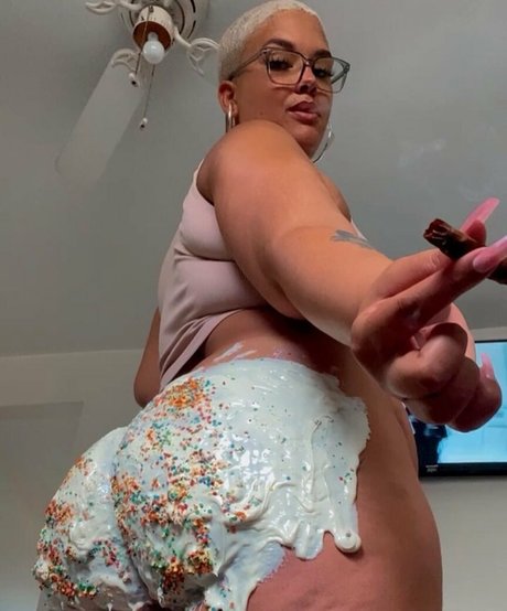 IAm Thickums OnlyFans-Inhalte