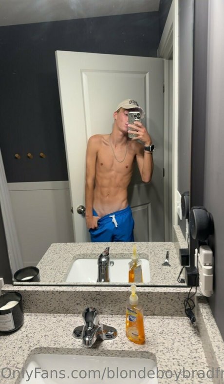 blondeboybradfree Nacktbilder von OnlyFans geleakt