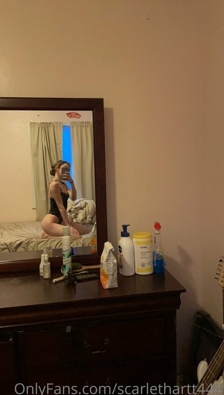 scarlethartt444 OnlyFans Sextape