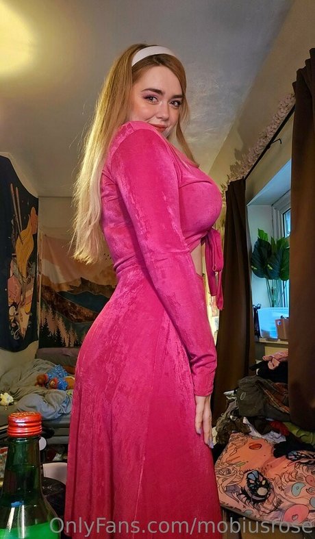 mobiusrose OnlyFans Leak