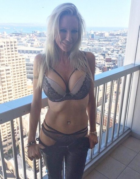 Emma Starr Heiße OnlyFans Inhalte