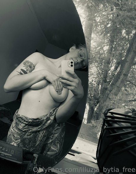 illuzia bytia free Nacktbilder-Leaks von OnlyFans