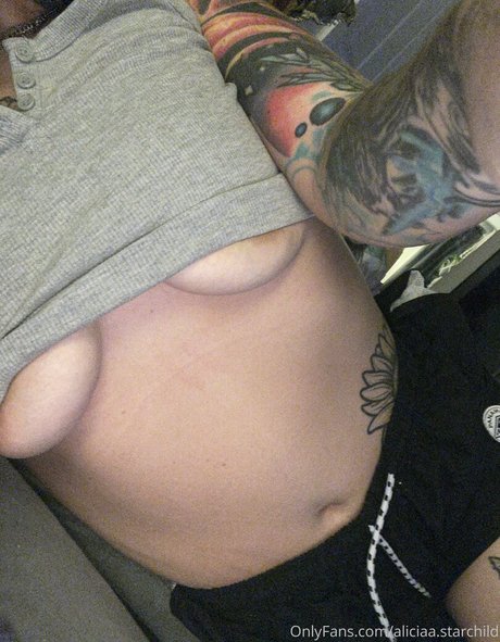 aliciaa starchild Leaks von Nacktbildern auf OnlyFans