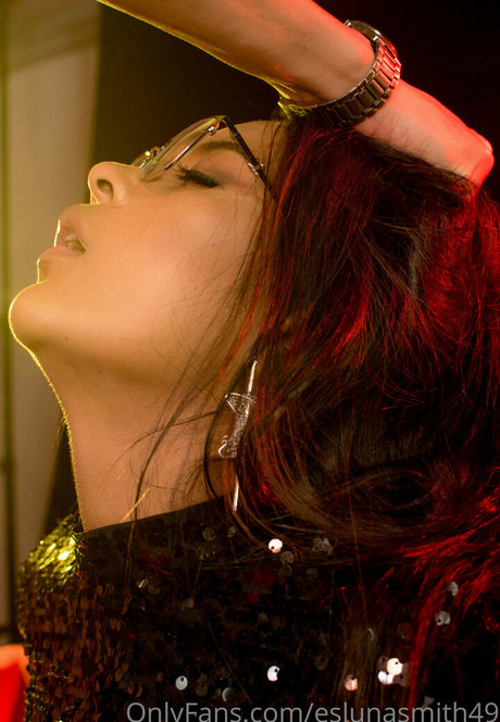 eslunasmith49 OnlyFans Leak