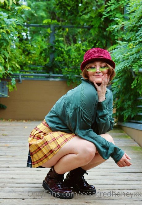 xxsacredhoneyxx OnlyFans Leaked Gratis