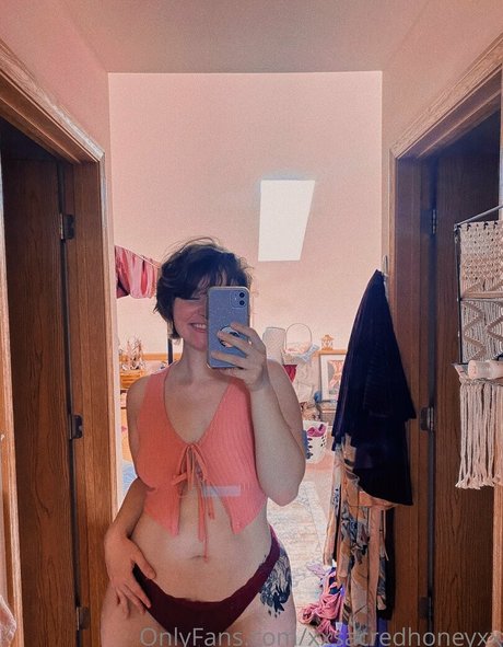 xxsacredhoneyxx Nacktbilder geleakt OnlyFans geleakt