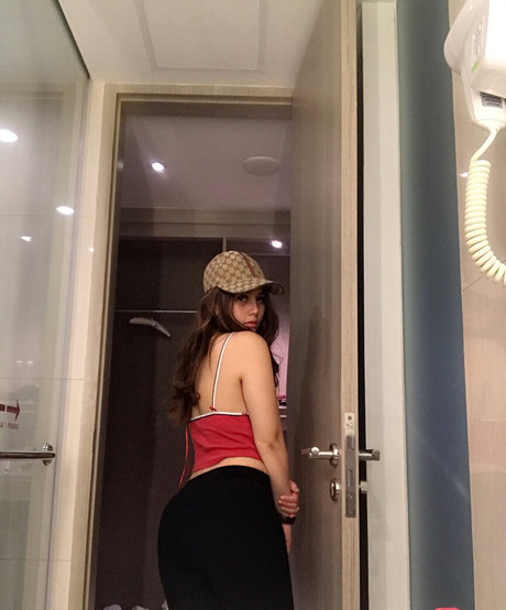 Renna Dyana Nacktbilder von OnlyFans