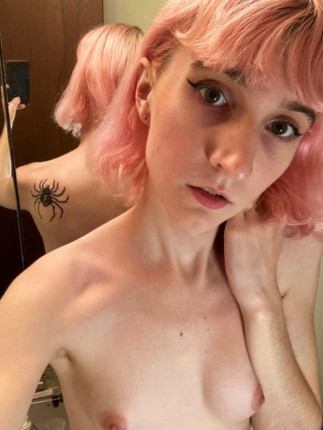 Bubblepinkelle Leaks von OnlyFans