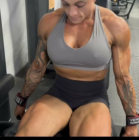 bree physique ifbbpro OnlyFans NSFW
