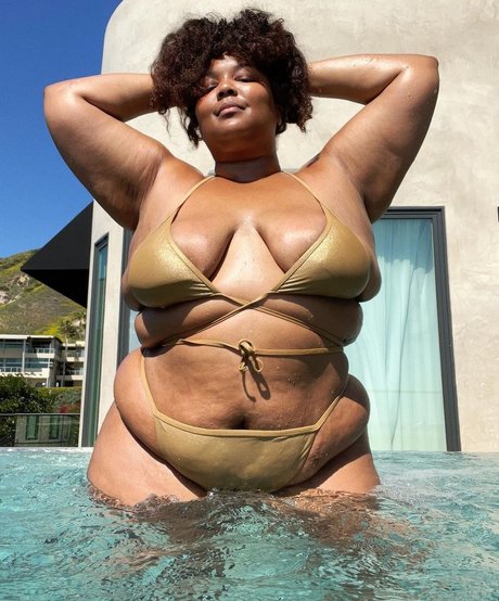 Lizzo Nacktbilder von OnlyFans geleakt