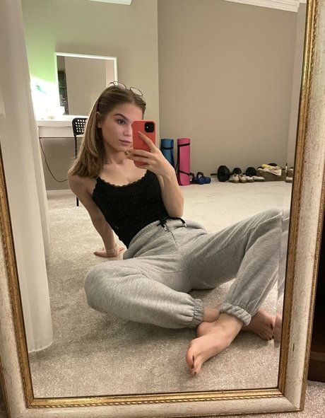 Lizi Asmr OnlyFans Nacktbilder geleakt