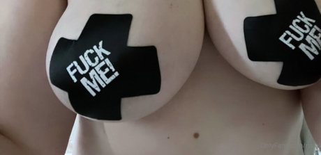 NatalieHanby OnlyFans Striptease