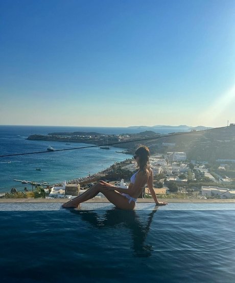 Develique OnlyFans Leak