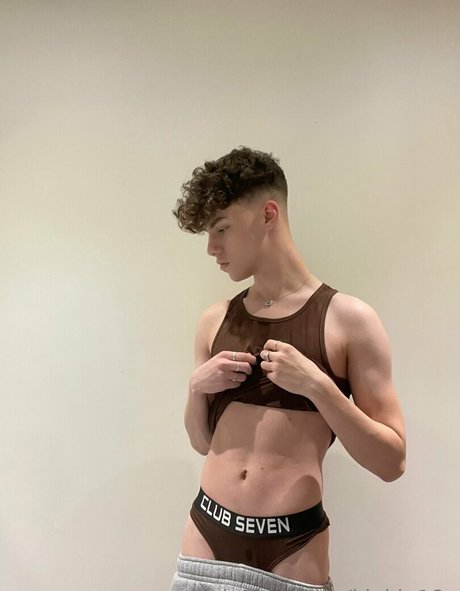 kiekie18x OnlyFans