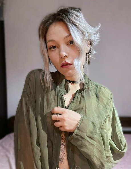 strwbrr OnlyFans Leak