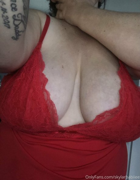 skylarbabiiee OnlyFans Leaj