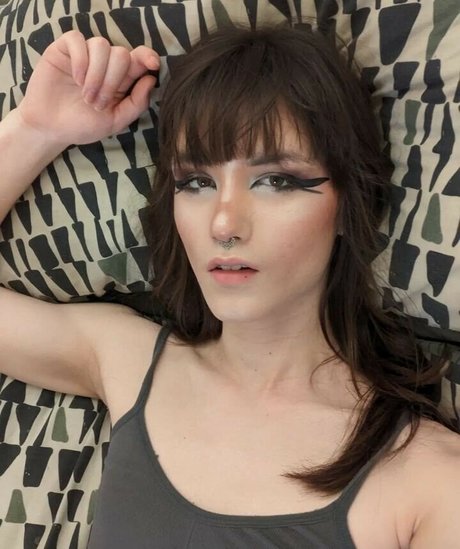 aaverygreen OnlyFans Sextape