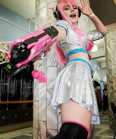 Anya Ichios OnlyFans Fotos