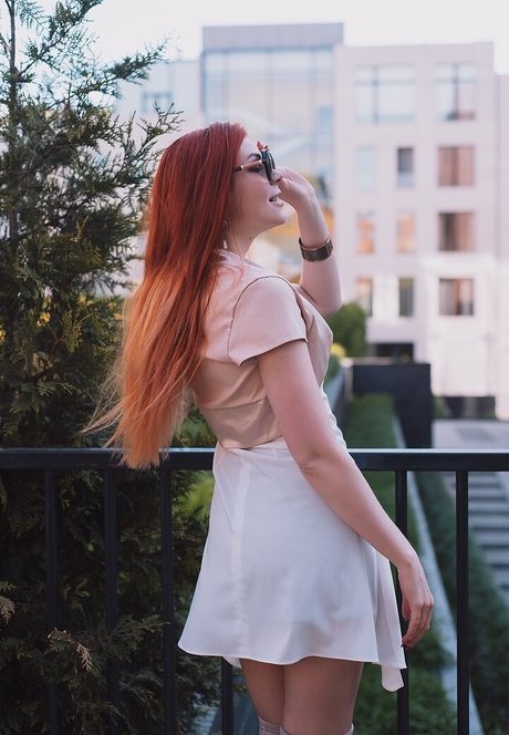 zwerg nackt onlyfans sexy Nacktbilder Selfie