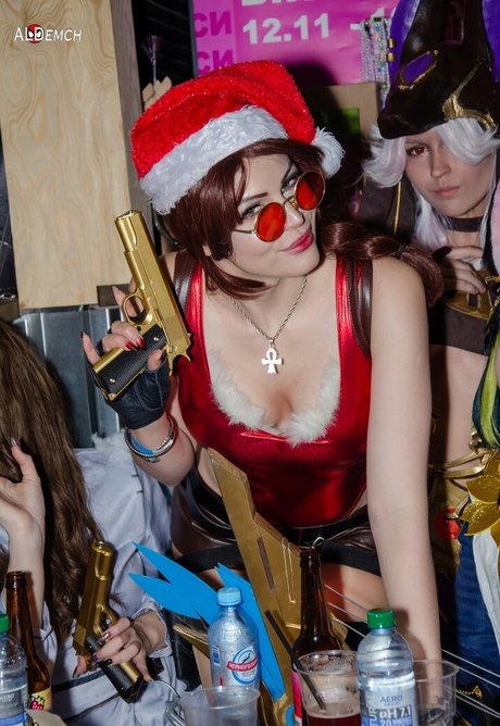 Anya Ichios NurlyFans-Pornos